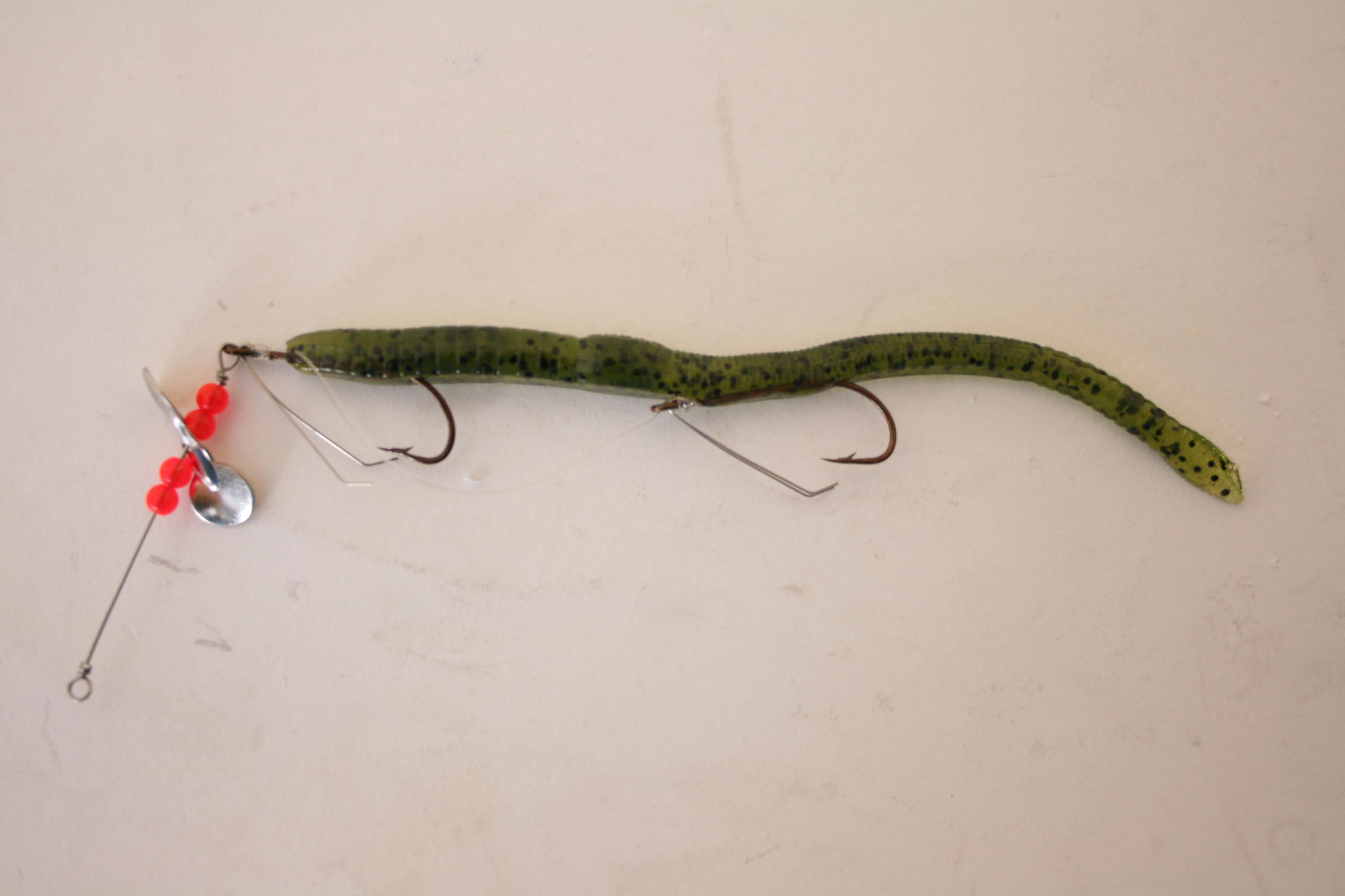 Creme Scoundrel 6-Inch Worm Bait with Wire Leader and Propeller