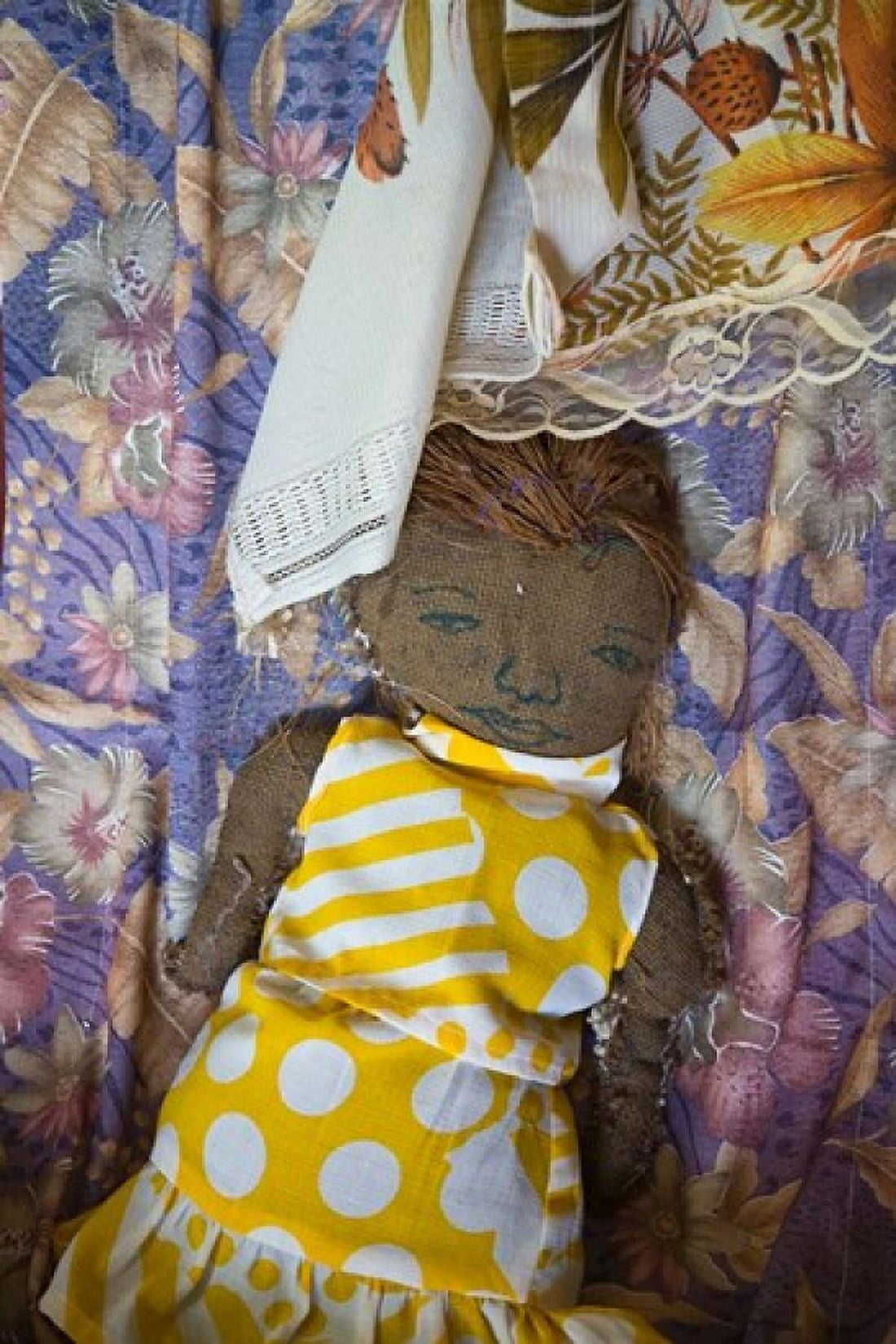 Creole Doll Seychelles Canvas Art - Walter Bibikow  DanitaDelimont (25 x 38)