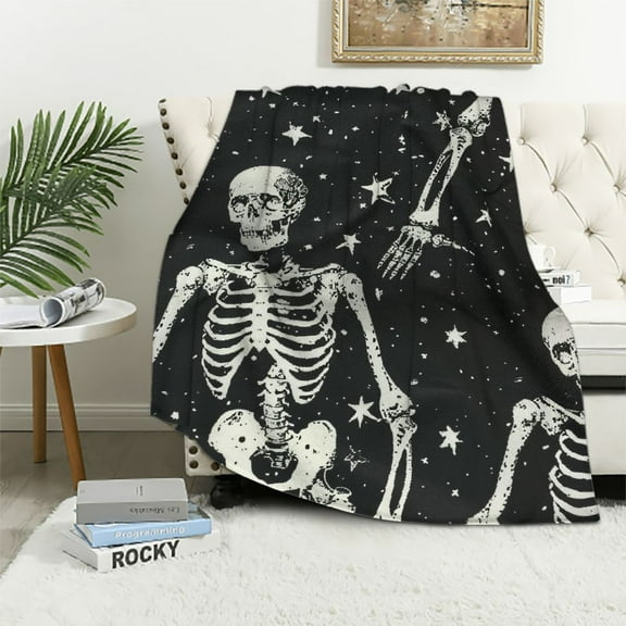 Creowell  Dancing Skeletons Skull Blanket Halloween Party Horror Skull Gifts Throw Blanket for Adult Kids Soft Flannal Skull Throw Blanket for Bed Couch Sofa Home Decor  40x50in