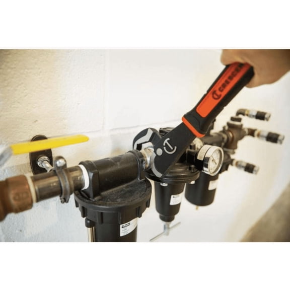 Crescent Self-Adjusting Pipe Wrench - Single Pack Heavy-Duty Construction, Professional Use