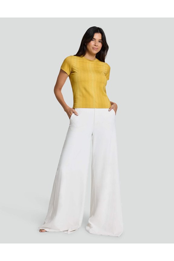 Short-Sleeve Printed Lam Athleisure Yellow, Signature Luxe Tee (Women's) - Mrs Momma Bear