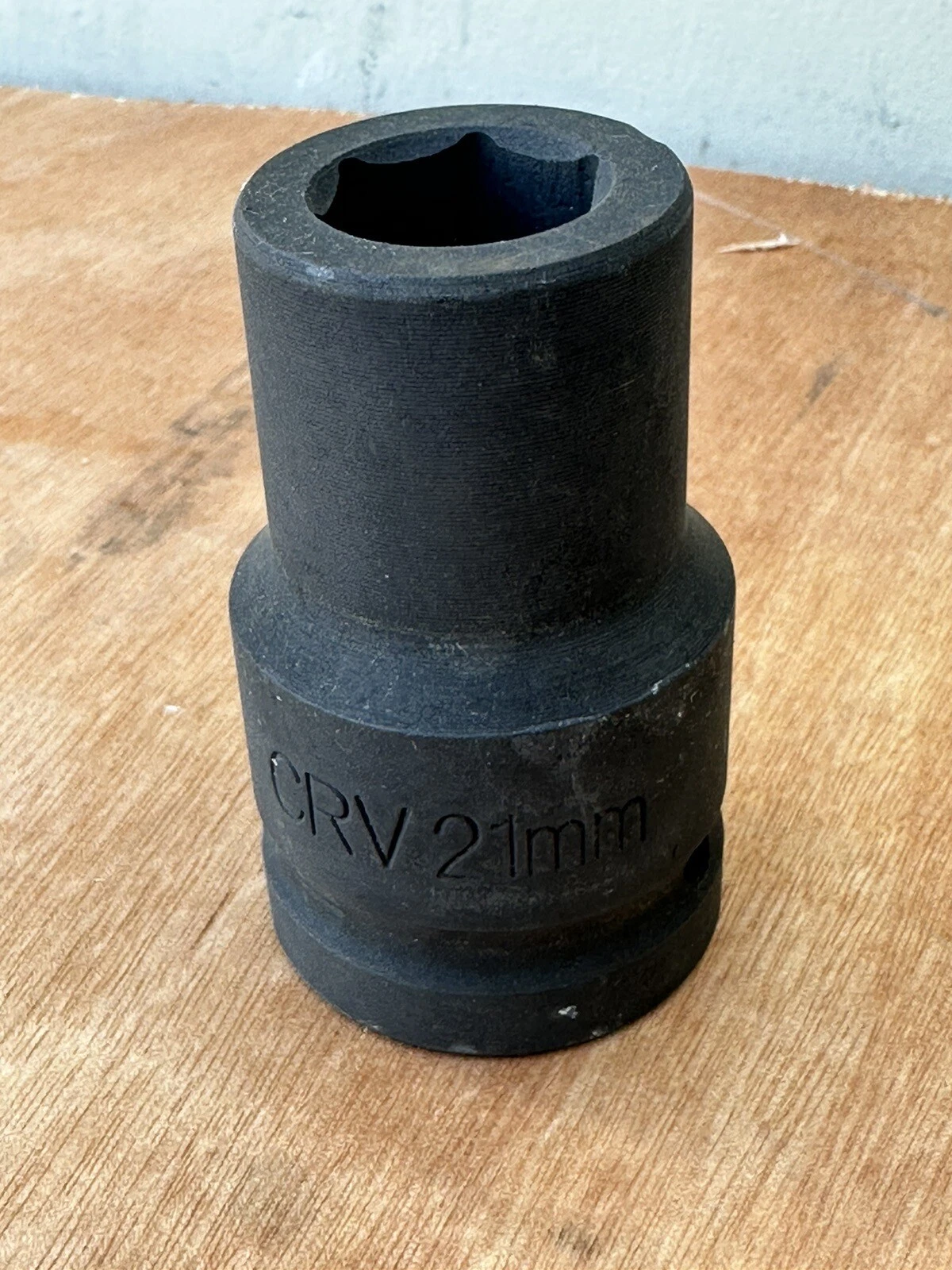 Crisp - 1” Dr 21Mm Air Impact Socket 6 Point Cr-V Black 3-1/4” Length ...