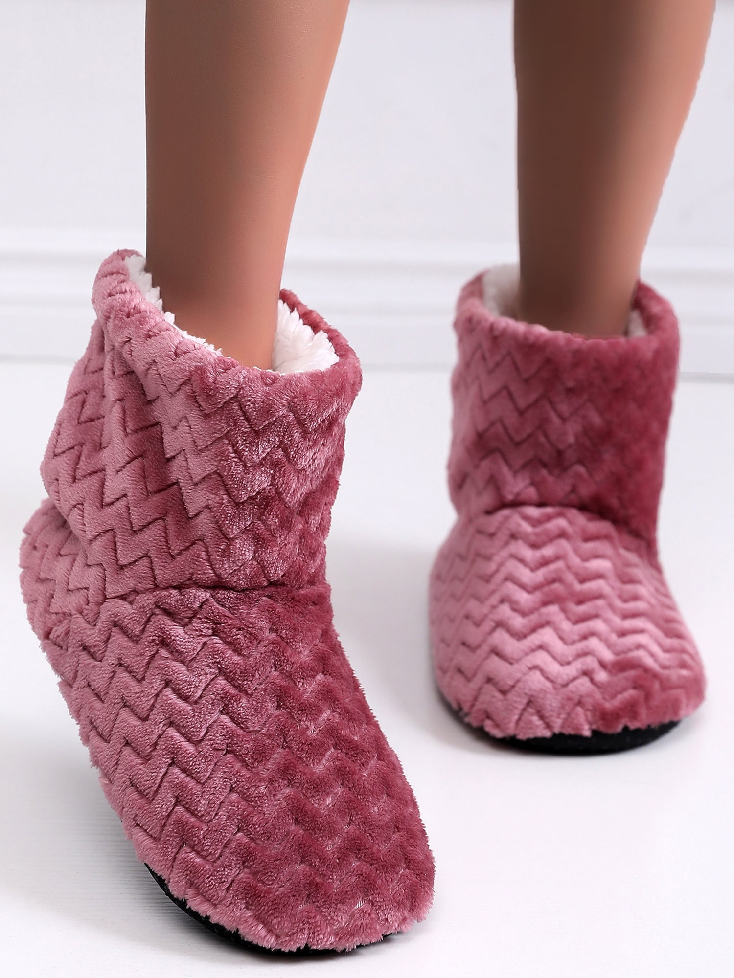 Crocowalk Womens Fuzzy Soft Warm Fleece Lined Ankle Booties Slippers House Shoes Size 7-10