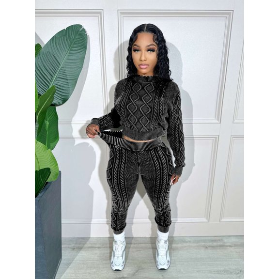 Cropped Sweater & Slim Fit Pants Set (M, Black)