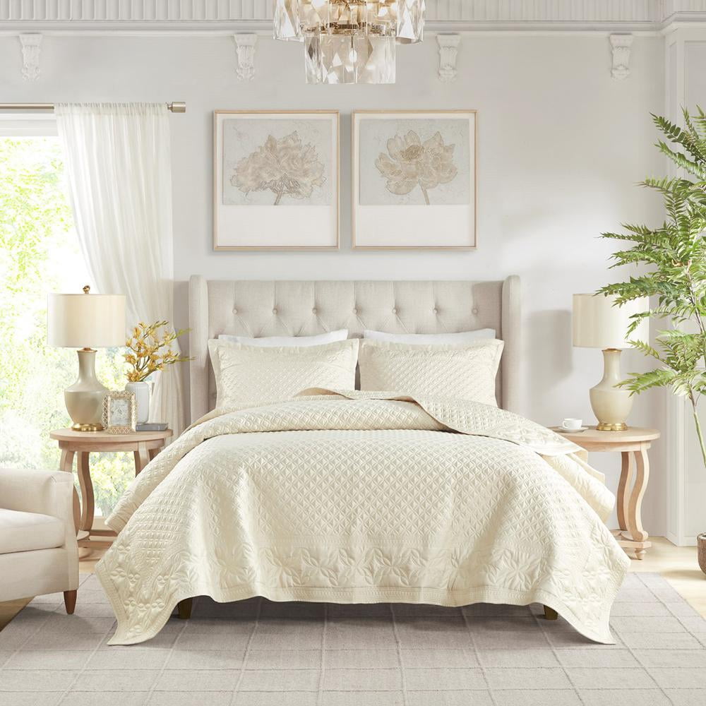 Croscill Classics Versailles 3 Piece Champagne Quilt Set in Champagne ...
