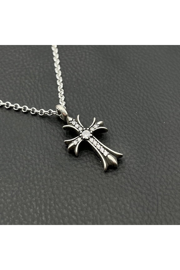 Vintage White Gold Diamond Necklace for Men & Women Designer Eternal Hearts Goth Silver White Diamond Cross Necklace