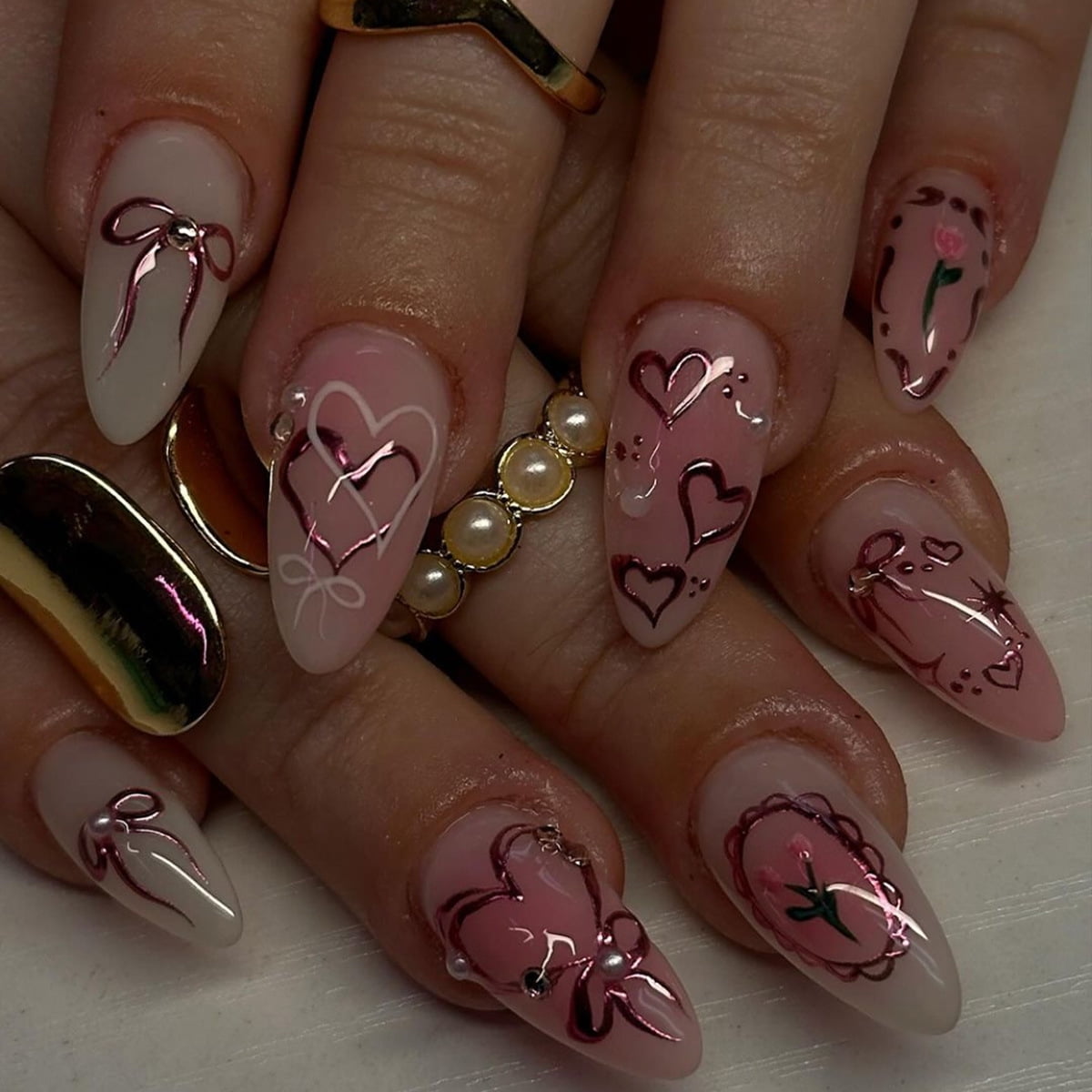 Cross-border hot sale almond type sweet love bow cute wind flower removable fake nail finished product wholesale