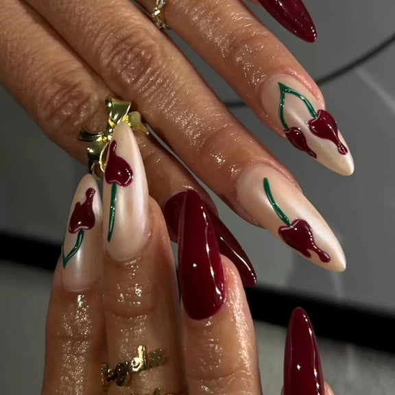 Cross-border hot-selling set of 24 cute cherry fake nail patches, removable almond-shaped nail pads to wear