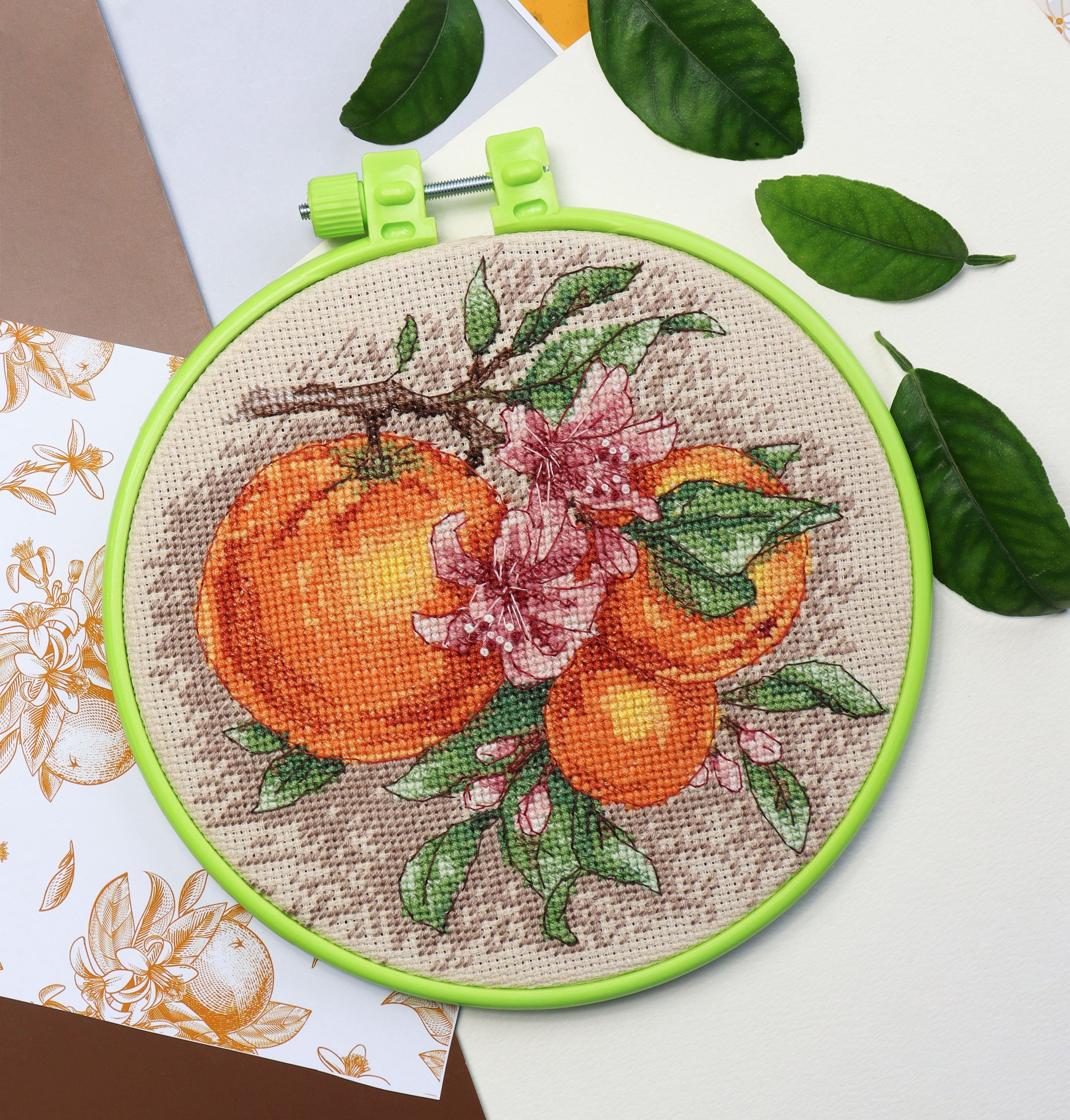 Cross-stitch kits Citrus notes AHM-076