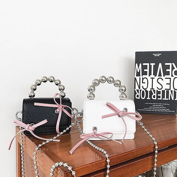 Crossbody Bags for Women, Small Crossbody Bag, PU Leather Exquisite Cute Bow Chain Bag for Woman and Girls to Travel Working and Outing Dating, Black