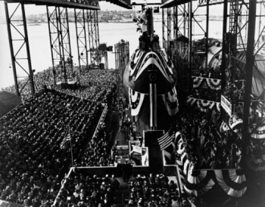 Crowd at the launching of first nuclear submarine USS Nautilus Groton Connecticut USA January 21 1954 Canvas Art - (18 x 24)
