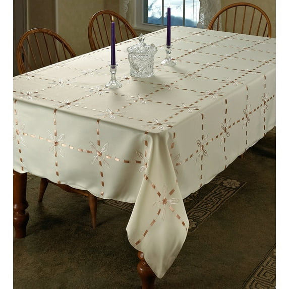Crown With Ribbon Embroidered Tablecloths
