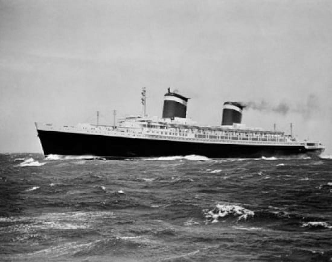 Cruise ship in the sea SS United States Canvas Art - (18 x 24)