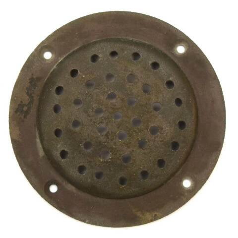 Cruisers Boat Thru Hull Strainer V0047400 | Round 3 1/2 Inch Brass