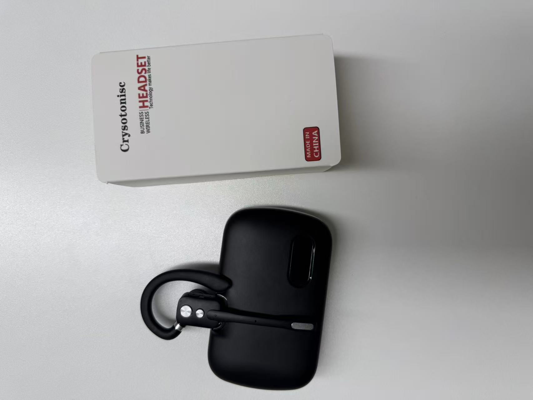 Crysotonisc Single Ear Bluetooth Headset with Microphone, Wireless Hands-Free Earpiece for Calls, Noise Reduction, Lightweight Design, Long Battery, Compatible with iPhone Android Smartphones