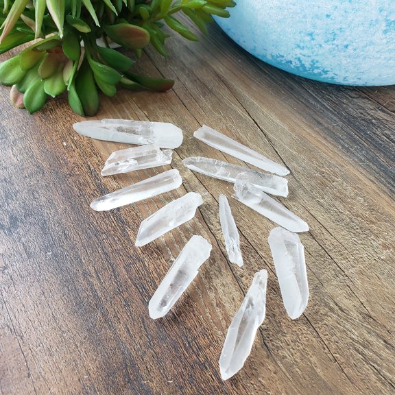 Crystal Joys Quartz Laser Point Natural Clear Quartz Crystal, 1 to 2 Inches