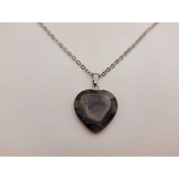 Crystal Necklace Silver Wire black spectrolite Labradorite Heart Healing Crystal Necklace