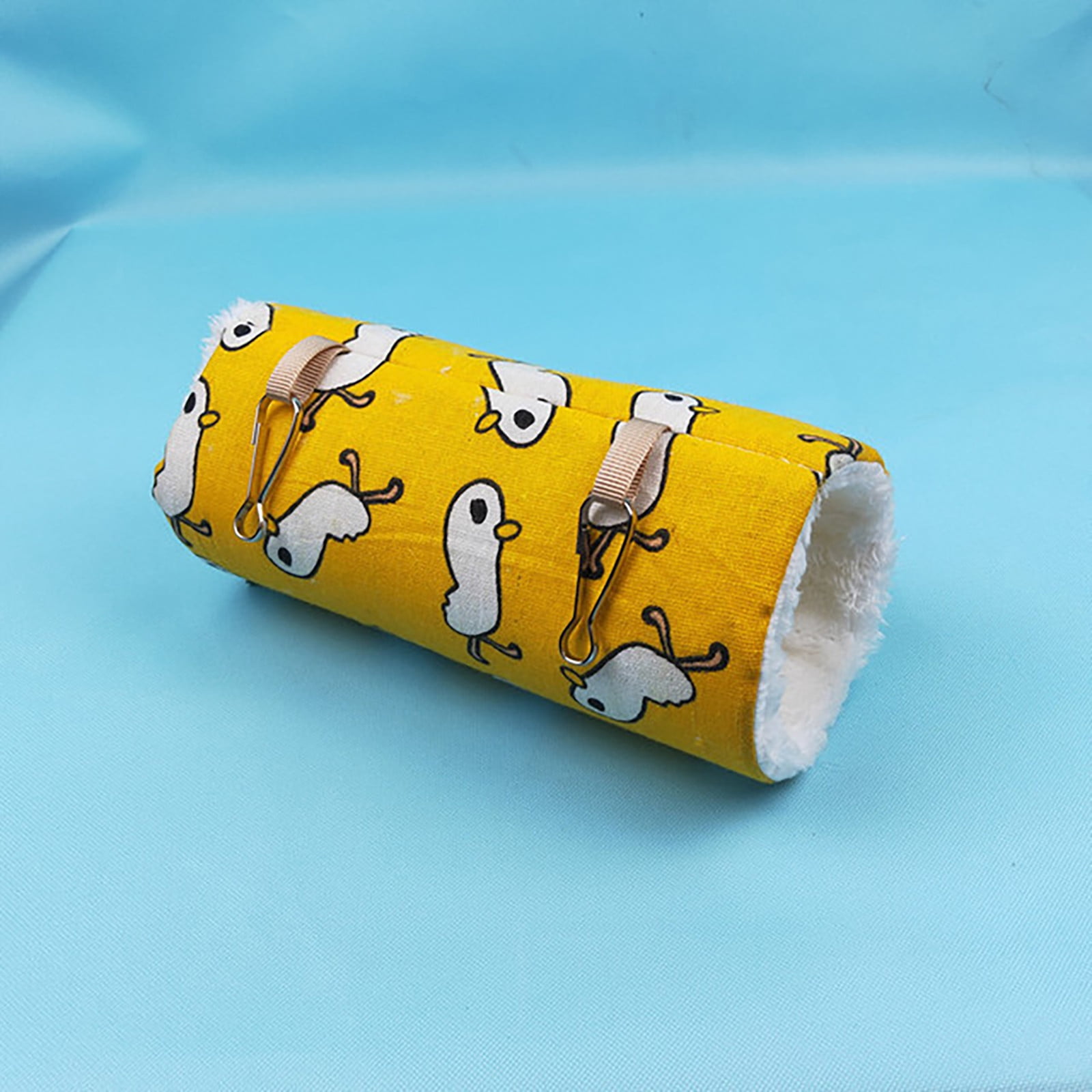 Illustration of Hamster Cage Cord Organizer Kit