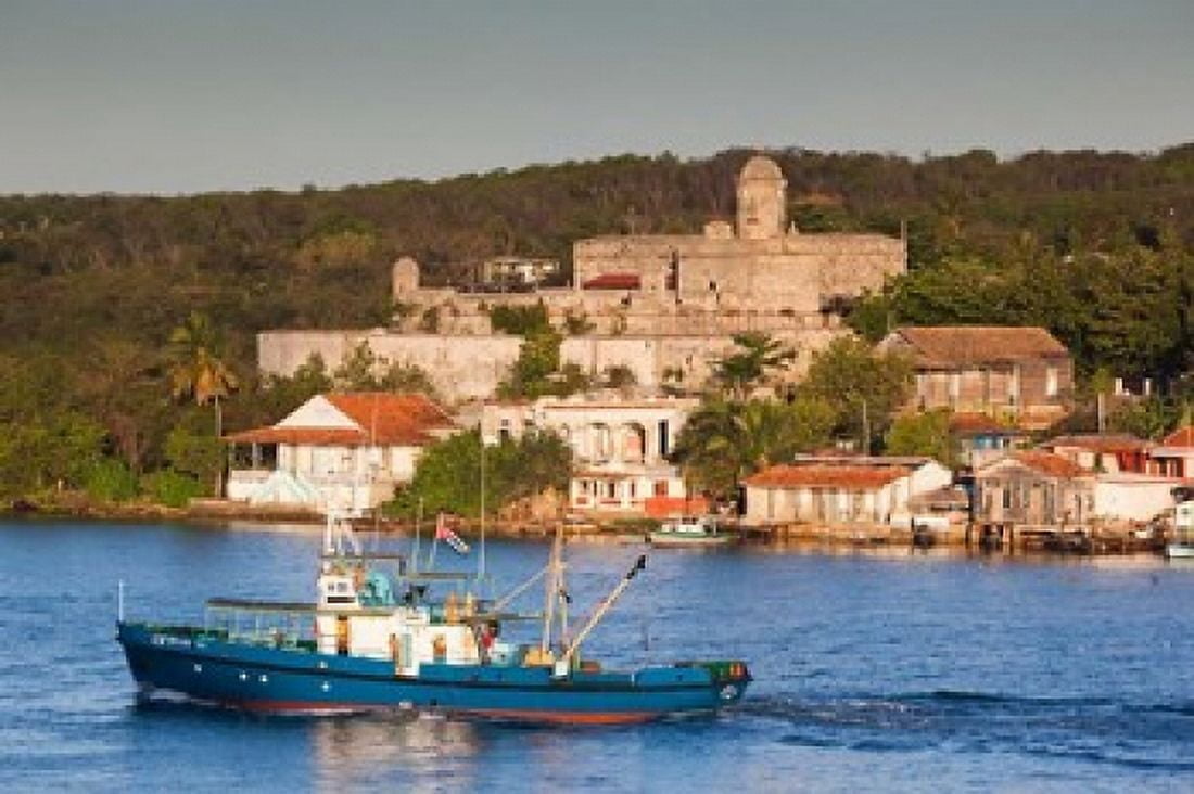 Cuba Cienfuegos Bahia de Cienfuegos Fishing boat Canvas Art - Walter Bibikow DanitaDelimont (28 x 19)