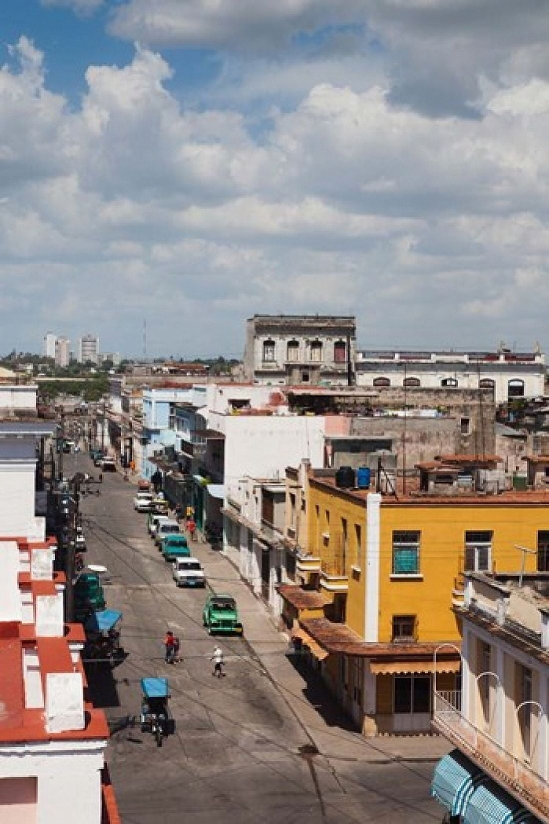 Cuba Cienfuegos Calle 31 street Canvas Art - Walter Bibikow DanitaDelimont (24 x 36)