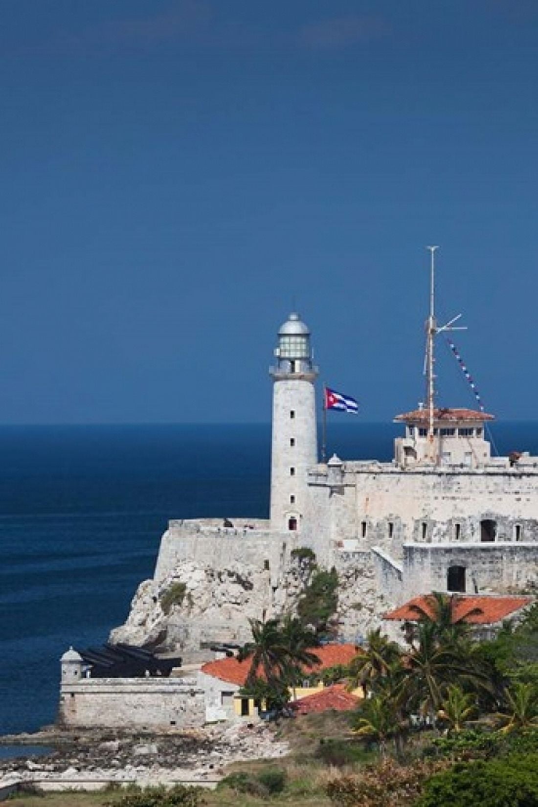 Cuba Havana Morro Castle Fortification Canvas Art - Walter Bibikow DanitaDelimont (18 x 24)