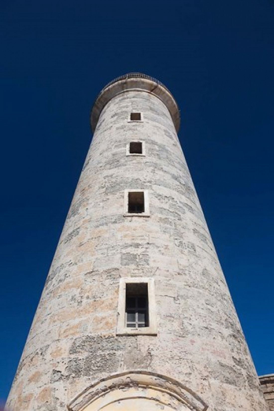 Cuba Havana Morro Castle lighthouse Canvas Art - Walter Bibikow DanitaDelimont (25 x 37)