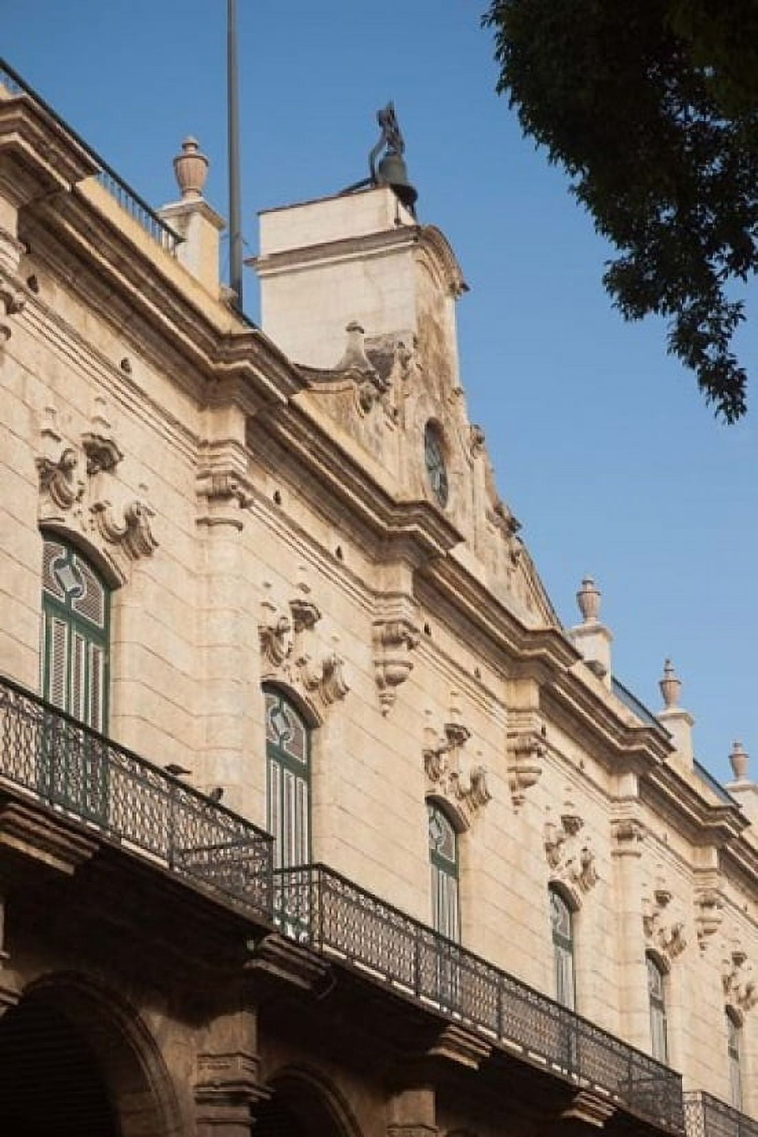 Cuba Havana Plaza de Armas Museo de la Ciudad Canvas Art - Walter Bibikow DanitaDelimont (18 x 24)
