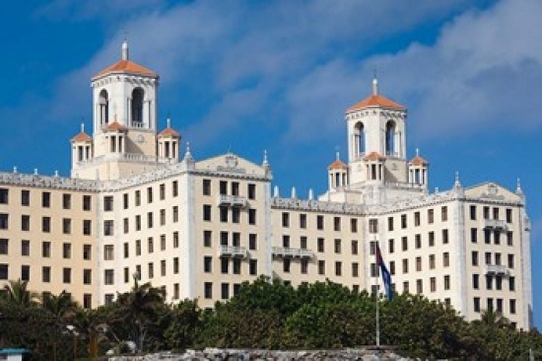 Cuba Havana Vedado Hotel Nacional exterior Canvas Art - Walter Bibikow DanitaDelimont (18 x 12)