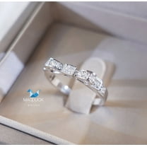 Cubic Zirconia / Sterling Silver 925 Ring / Rhodium plated Nickel-Free / MadDuckJewels RG1322 / Thailand Jewelry