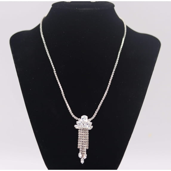 Cubic Zirconia Teardrop Fringed Necklace Set