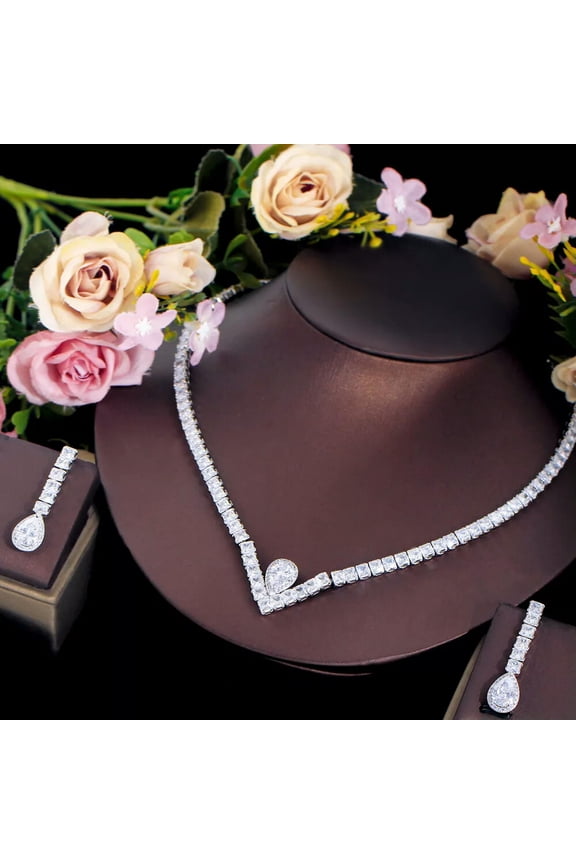 Cubic Zirconia Water Drop Necklace Earrings Jewelry Set for Brides Dancing Party