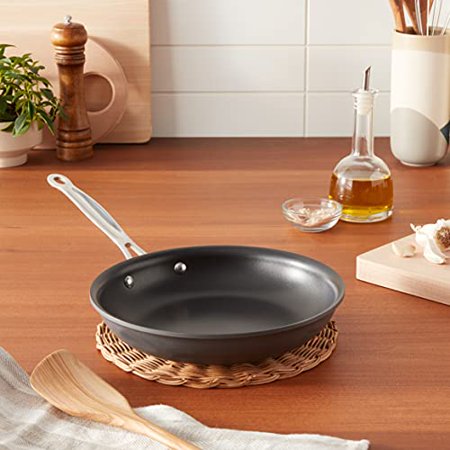 Cuisinart 622-22 Chef's Classic Nonstick Hard-Anodized 9-Inch Open Skillet