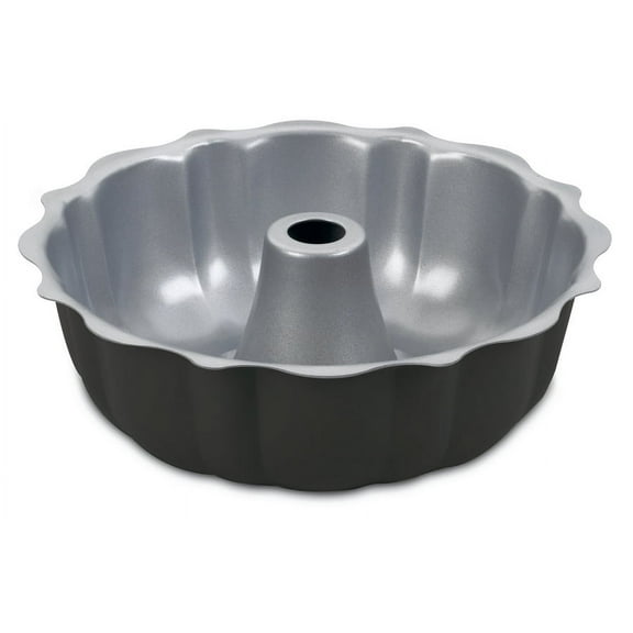Cuisinart Chef's Classic Bakeware 9.5" Fluted Cake Pan