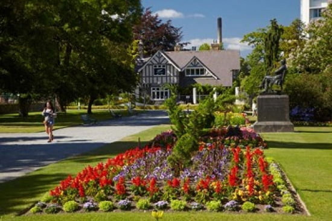 Curators House and Botanic Gardens Hagley Park Christchurch South Island New Zealand Canvas Art - David Wall DanitaDelimont (29 x 19)
