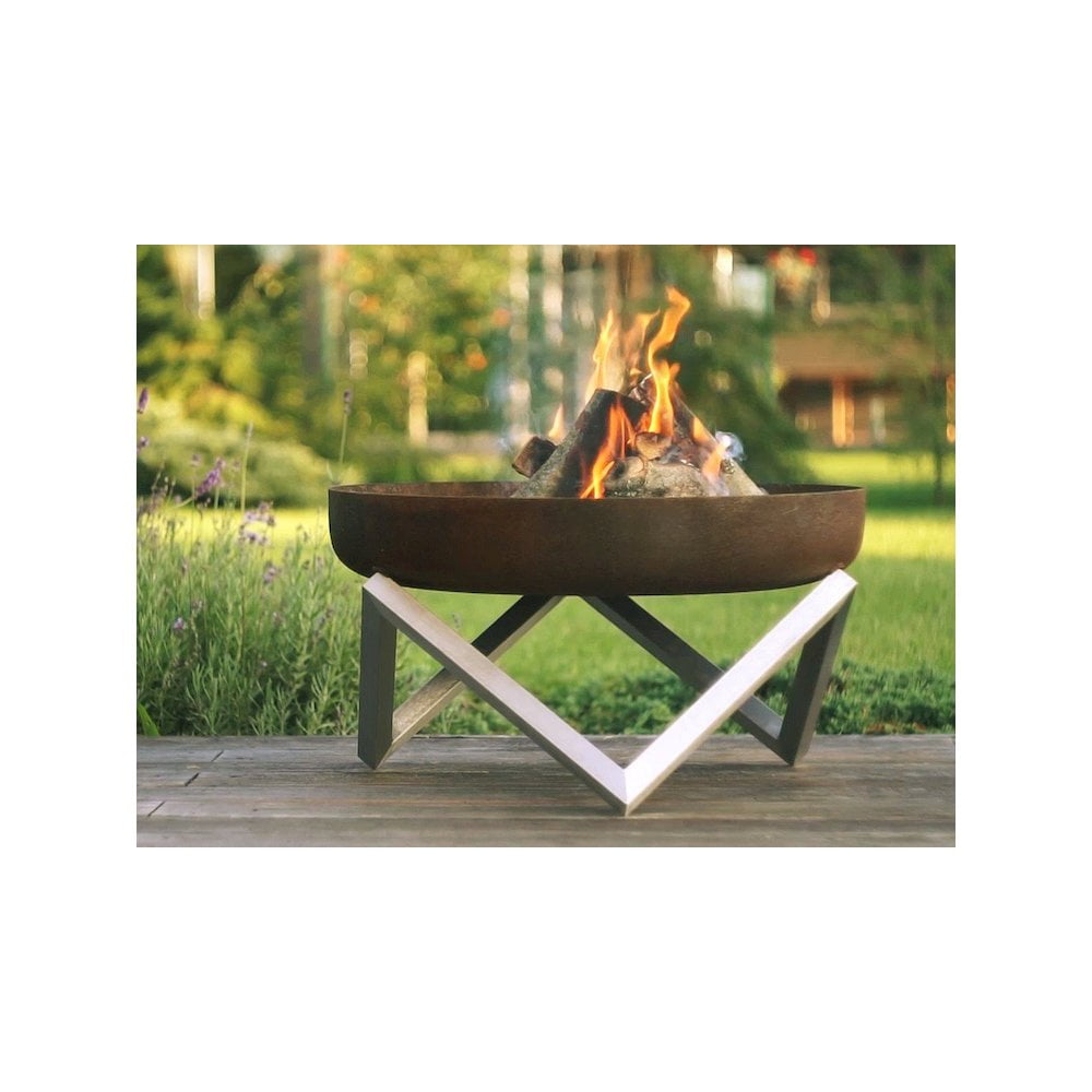 Curonian Memel Modern Outdoor Patio Steel Fire Pit, Medium