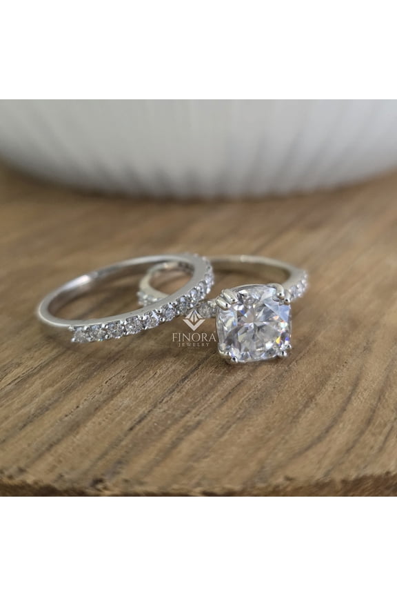 Cushion Cut Moissanite Bridal Set – 925 Sterling Silver Engagement Ring & Matching Wedding Band – Halo Cushion Moissanite Ring Set for Women – Anniversary & Wedding Gift