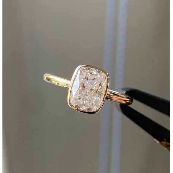 Cushion Cut Moissanite Engagement Ring Solitaire Gold Plated Bridal Ring Anniversary Gift Rings Bezel Set Promise Ring For Women