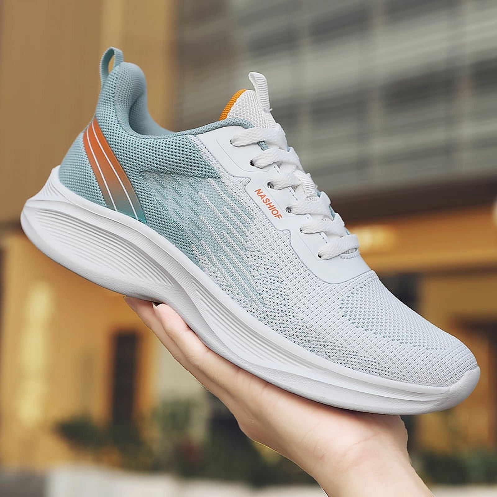 Lightweight cushioned running shoes hotsell