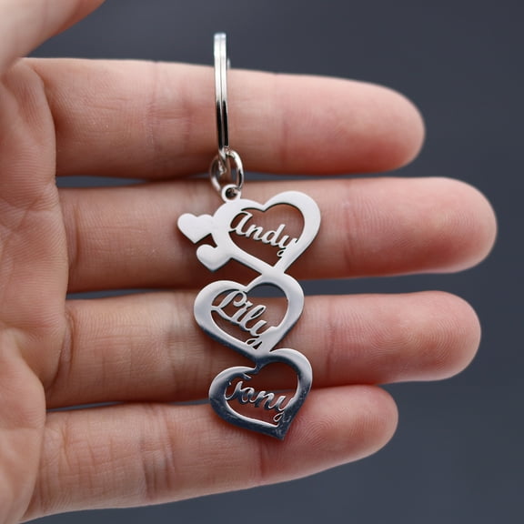 Custom Family Name Keychain Heart-Shaped Multi-Name Pendant Key Chain Stainless Steel Women's Men's Jewelry Party Keyring