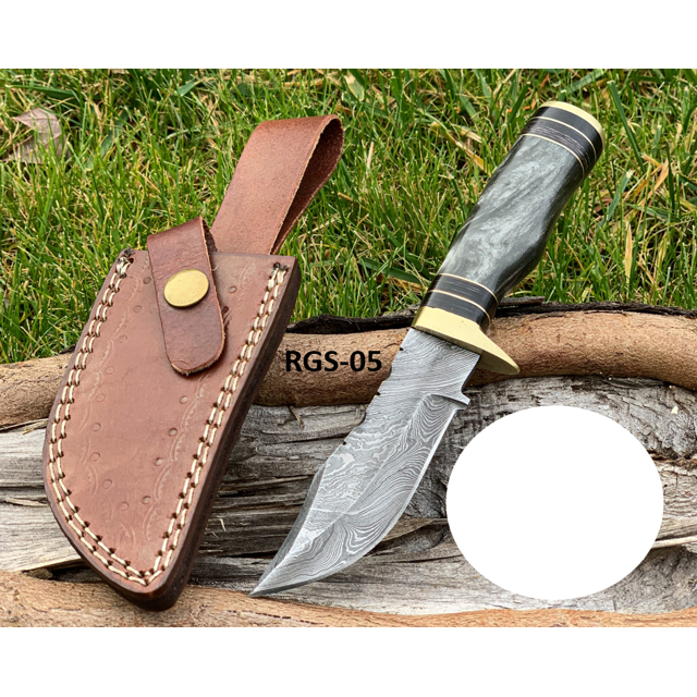Custom HAND DAMASCUS STEEL KNIFE HUNTING Gray Resin & Brass
