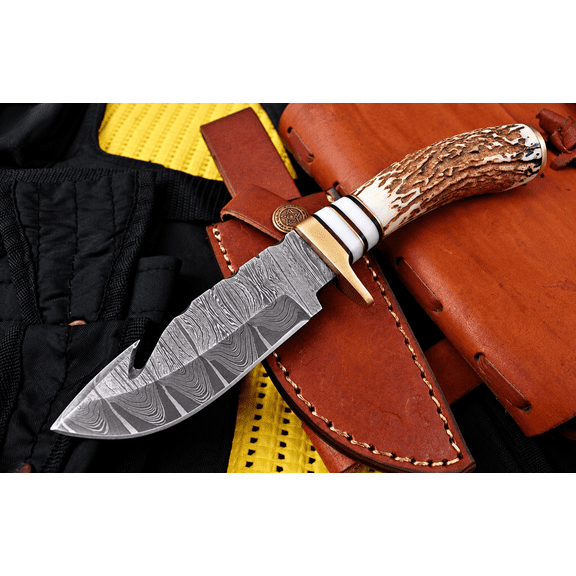 Custom Handmade Damascus Steel Fixed Guthook Blade Skinning Knife Stag Antler Handle Brass Guard