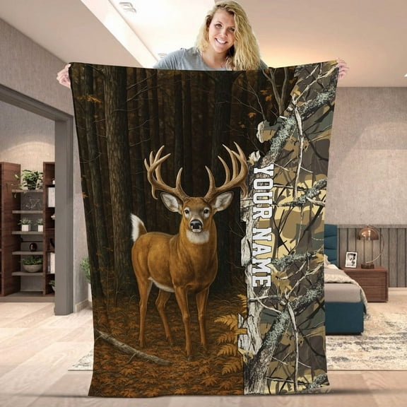 Custom Name Deer Hunting Blanket – Personalized Buck Forest Camo Fleece & Sherpa Blanket, Wildlife Outdoor Nature Throw, Unique Gift for Hunters on Birthday, Christmas & Father’s Day
