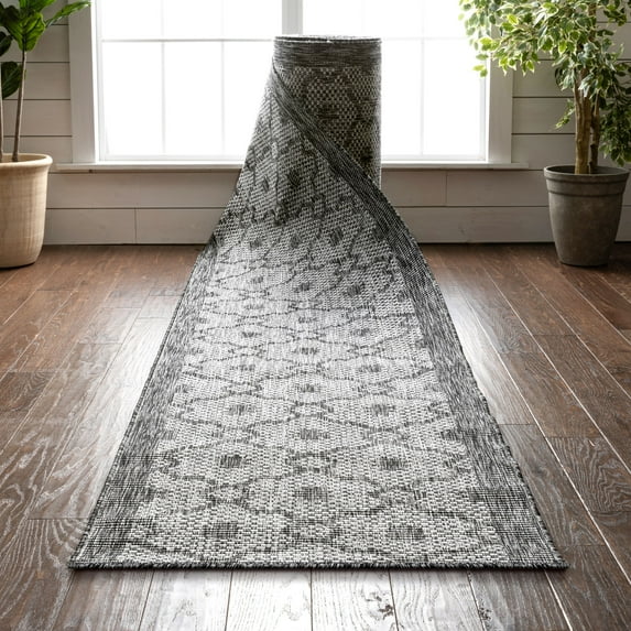 Custom Size Indoor/Outdoor Runner Sunna Grey Flat-Weave Trellis (31" x 16' Runner) Rug
