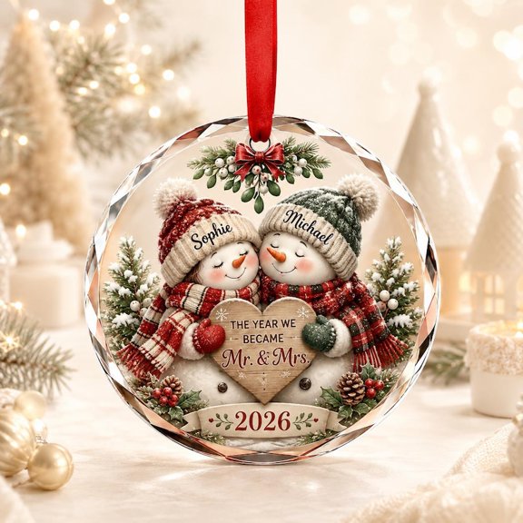 Custom Wedding Keepsake Ornament with Personalized Couple Names and Year, Wedding Keepsake, Christmas Tree Decor and Anniversary Gift for Couples, Newlyweds, Partners or Bridal Celebrations