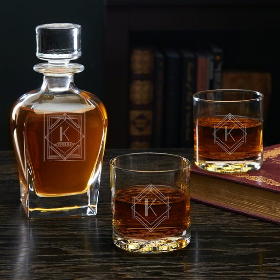 Custom Whiskey Decanter Gift Set with 2 Glasses, Davenport Design by Home Wet Bar