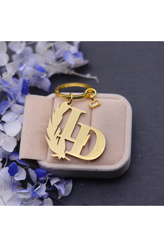 Customized Couple Friends Family Name Keychain Custom Capital 26 A-Z Letter Stainless Steel Feather Birthstone Nameplate Keyring