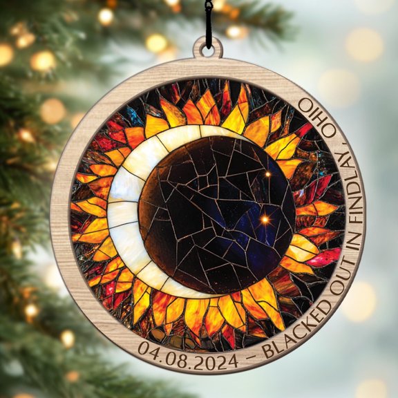 Customized Solar Eclipse Ornament, Personalized Total Eclipse Keepsake Acrylic Suncatcher, Eclipse Window Hanging for Christmas Tree Decor