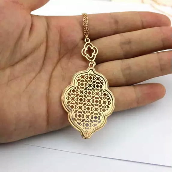 Cut Off Gold Filigree Quatrefoil Statement Hollow Clover Pendant Long Necklace