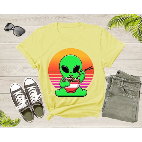 Cute Alien Mascot Eating Japanese Ramen Noodle Retro Sunset T-Shirt UFO Alien Lover Gift Shirt for Men Women Kids Boys Girls Graphic TShirt