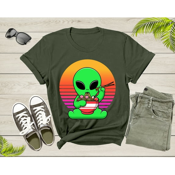 Cute Alien Mascot Eating Japanese Ramen Noodle Retro Sunset T-Shirt UFO Alien Lover Gift Shirt for Men Women Kids Boys Girls Graphic TShirt